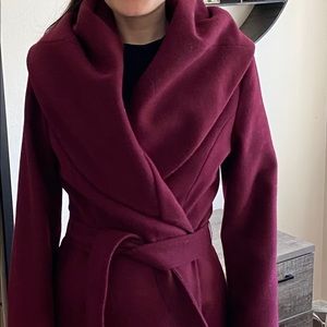 Ellie Tahari wool belted coat small
